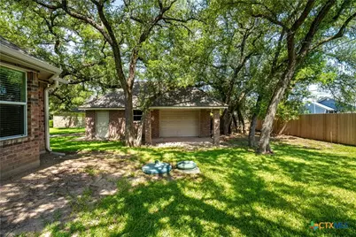 4 Holly Crossing, Belton, TX 76513 - Photo 4