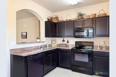 1024 Clarkston Drive, Seguin, TX 78155 - Photo 6