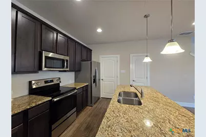 750 Milestone Park, New Braunfels, TX 78130 - Photo 8