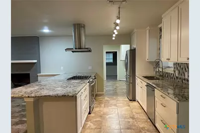 1360 Poppy Lane, New Braunfels, TX 78130 - Photo 10