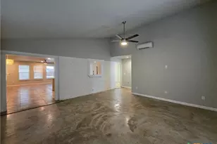 1360 Poppy Ln, New Braunfels, TX 78130 - Photo 14