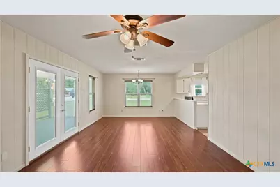 415 Pecan Row, New Braunfels, TX 78132 - Photo 14