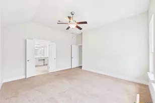 520 Academy Oaks Dr, San Marcos, TX 78666 - Photo 22