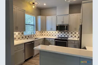 290 Hugo Road, San Marcos, TX 78666 - Photo 4