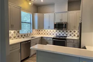 290 Hugo Rd, San Marcos, TX 78666 - Photo 4
