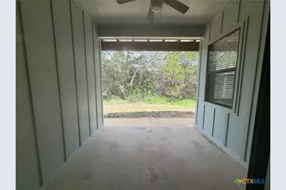290 Hugo Road, San Marcos, TX 78666 - Photo 16