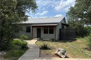 290 Hugo Rd, San Marcos, TX 78666 - Photo 1
