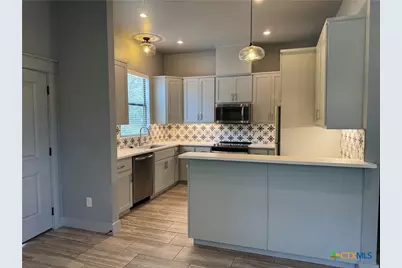 290 Hugo Road, San Marcos, TX 78666 - Photo 6