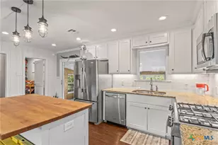 1305 S Old Temple Rd, Lorena, TX 76655 - Photo 16