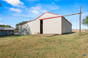 1305 S Old Temple Rd, Lorena, TX 76655 - Photo 26