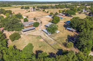 1305 S Old Temple Rd, Lorena, TX 76655 - Photo 16