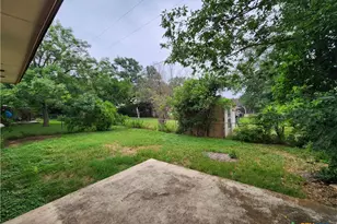 317 Briarwood Dr, New Braunfels, TX 78130 - Photo 26