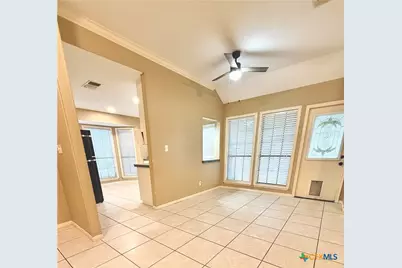 324 Spur Drive, Victoria, TX 77904 - Photo 4