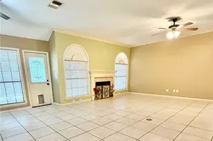 324 Spur Dr, Victoria, TX 77904 - Photo 2