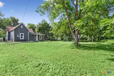 405 S Evie Street, Bartlett, TX 76511 - Photo 26
