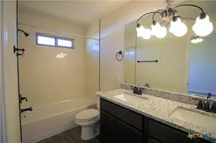 319 Untermaier St, New Braunfels, TX 78130 - Photo 10