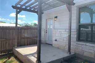 319 Untermaier St, New Braunfels, TX 78130 - Photo 16