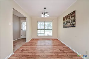 1407 Plantation Rd, Victoria, TX 77904 - Photo 4