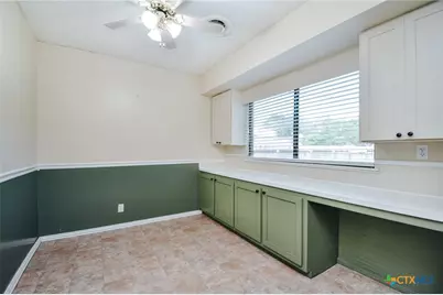 1407 Plantation Road, Victoria, TX 77904 - Photo 10