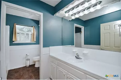 1407 Plantation Road, Victoria, TX 77904 - Photo 12