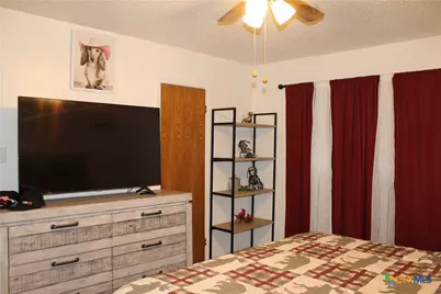 412 N Joy Street, Little River Academy, TX 76554 - Photo 12