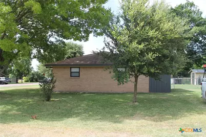 412 N Joy Street, Little River Academy, TX 76554 - Photo 18
