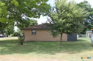 412 N Joy St, Little River Academy, TX 76554 - Photo 18