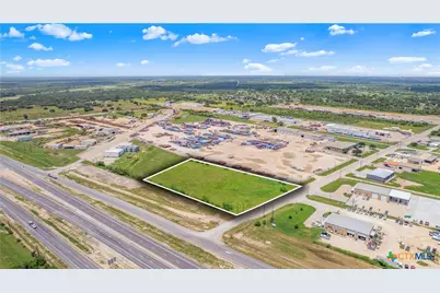 944 Bob White Road, Victoria, TX 77905 - Photo 4