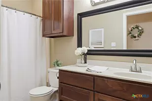 106 Sky Ct, Victoria, TX 77904 - Photo 18