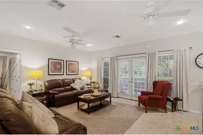 303 Perth Street, Victoria, TX 77904 - Photo 10