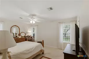 303 Perth St, Victoria, TX 77904 - Photo 16