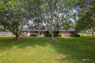 303 Perth St, Victoria, TX 77904 - Photo 34