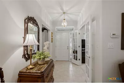 303 Perth Street, Victoria, TX 77904 - Photo 6