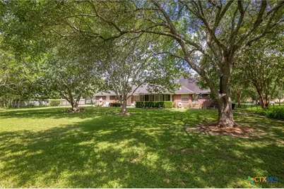 303 Perth Street, Victoria, TX 77904 - Photo 32