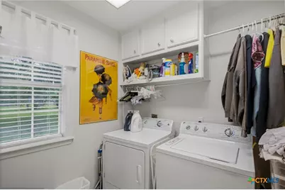 303 Perth Street, Victoria, TX 77904 - Photo 24