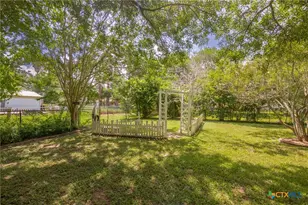303 Perth St, Victoria, TX 77904 - Photo 36