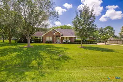 303 Perth Street, Victoria, TX 77904 - Photo 1