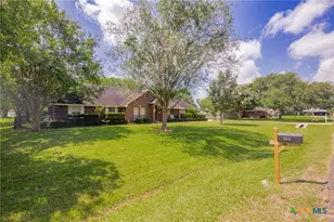 303 Perth St, Victoria, TX 77904 - Photo 26