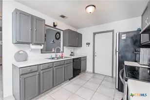 1410 Windsor Cir, Killeen, TX 76549 - Photo 6