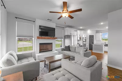 501 Sendera Way, Kenedy, TX 78119 - Photo 6