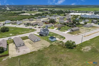 501 Sendera Way, Kenedy, TX 78119 - Photo 28
