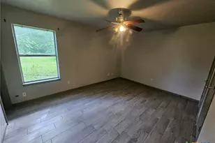 300 Castellon Ct, Killeen, TX 76542 - Photo 4