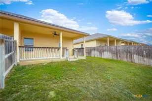 310 Emma Dr, New Braunfels, TX 78130 - Photo 6