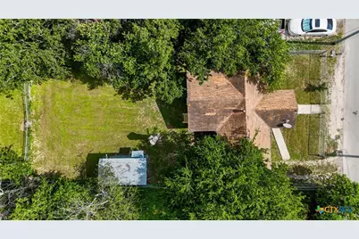 1407 N San Marcos Street, Seguin, TX 78155 - Photo 20