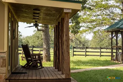 10488 Hwy 304, Harwood, TX 78629 - Photo 34
