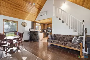 10488 Hwy 304, Harwood, TX 78629 - Photo 24