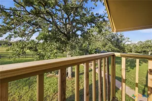 10488 Hwy 304, Harwood, TX 78629 - Photo 30