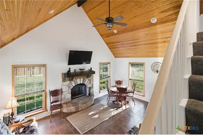 10488 Hwy 304, Harwood, TX 78629 - Photo 28