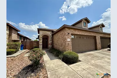 685 Creekside Circle, New Braunfels, TX 78130 - Photo 2
