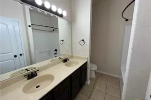 685 Creekside Cir, New Braunfels, TX 78130 - Photo 16